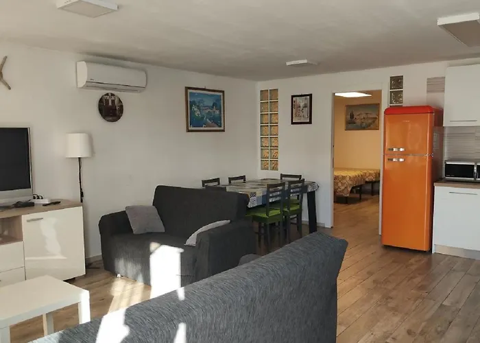 Casa Leo Apartamento